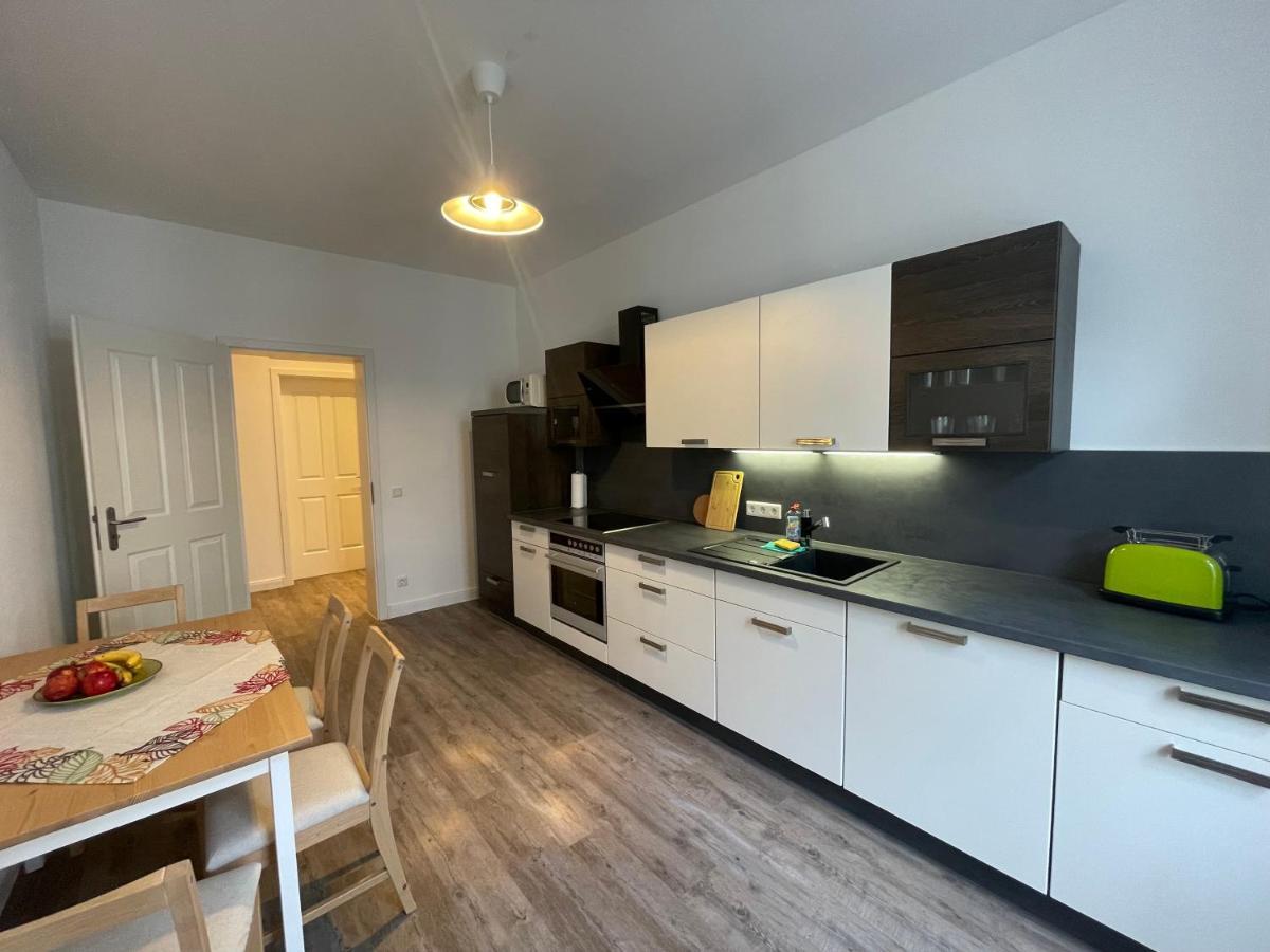 Boutique Hotel Pension Luisengruen Kueche 1Gbs Wlan Netflix Disney Magentatv Chemnitz Exterior foto